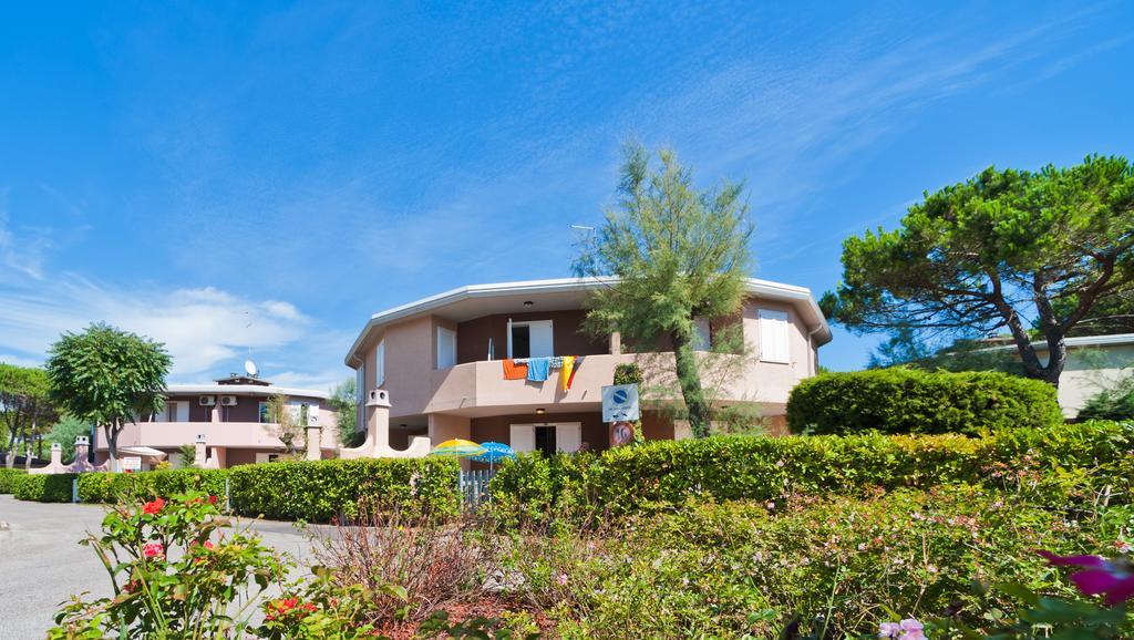 Villaggio Tivoli Bibione Exterior photo