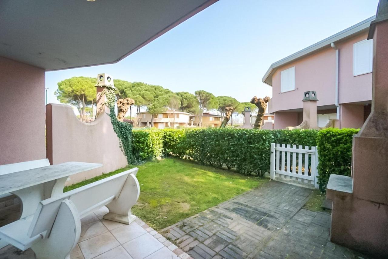 Villaggio Tivoli Bibione Exterior photo